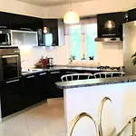 With Parking Space - 22490 Apartamento Makarska